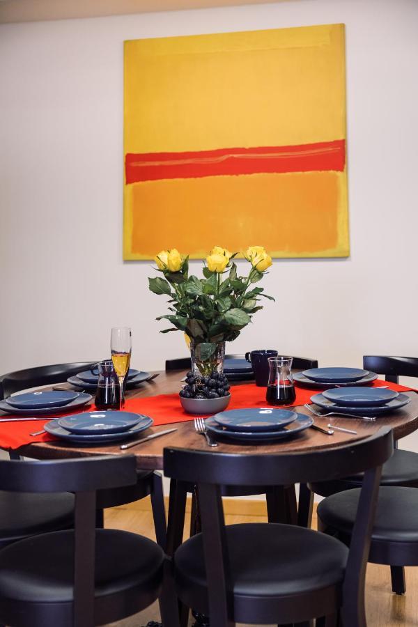 Rothko Apartment/8 Guests/4Bedrooms/Riga Old Town מראה חיצוני תמונה