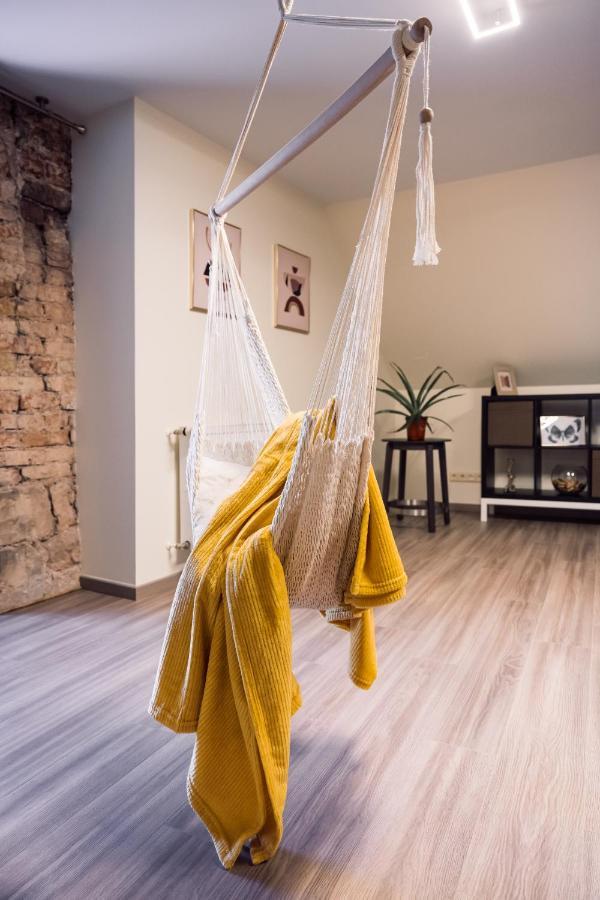 Rothko Apartment/8 Guests/4Bedrooms/Riga Old Town מראה חיצוני תמונה