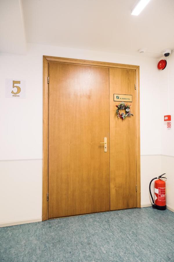 Rothko Apartment/8 Guests/4Bedrooms/Riga Old Town מראה חיצוני תמונה