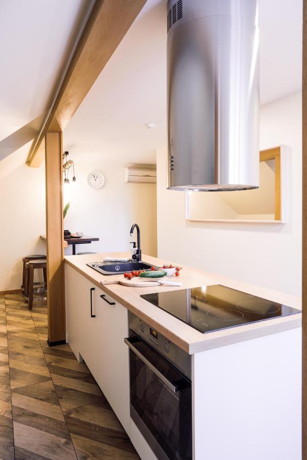Rothko Apartment/8 Guests/4Bedrooms/Riga Old Town מראה חיצוני תמונה