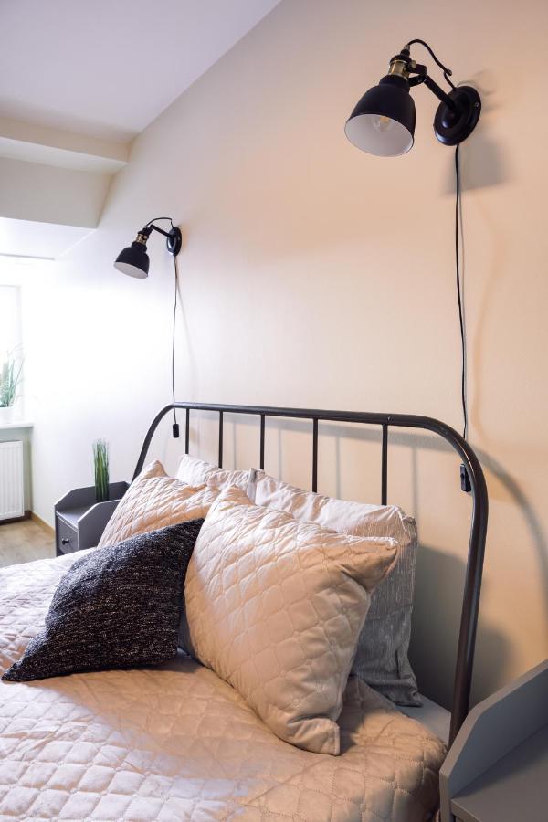Rothko Apartment/8 Guests/4Bedrooms/Riga Old Town מראה חיצוני תמונה