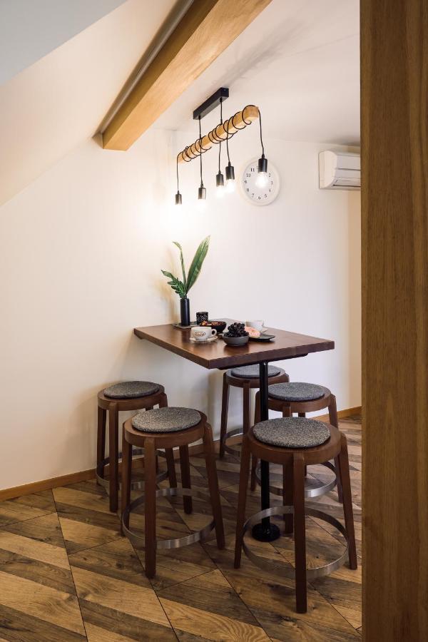 Rothko Apartment/8 Guests/4Bedrooms/Riga Old Town מראה חיצוני תמונה